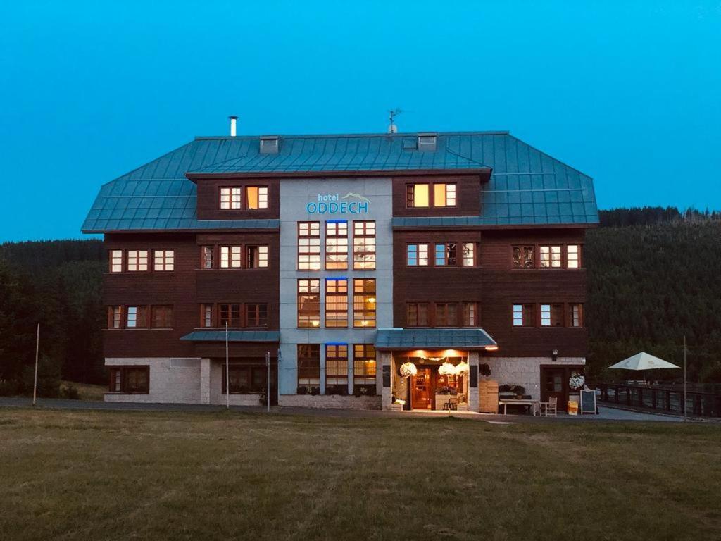 Hotel Oddech Pec pod Snezkou Exterior photo